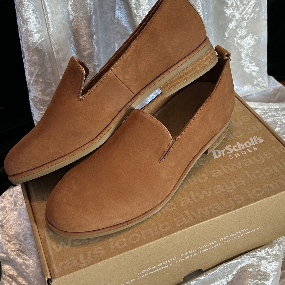 NWT DR SCHOLL’S SLIP ON SUEDE SHOES 9W